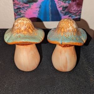 Ceramic Mini Mushroom Set